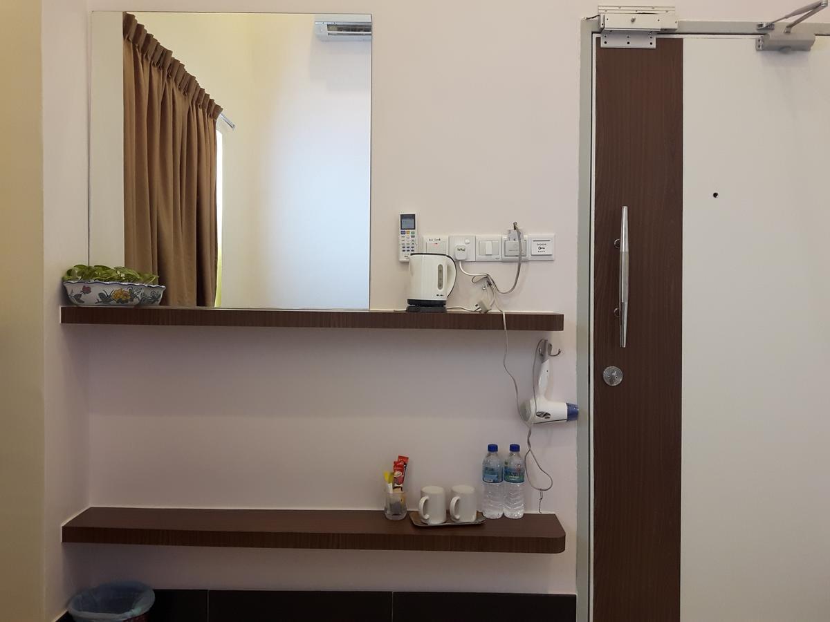 De Benz Inn Melaka Zewnętrze zdjęcie