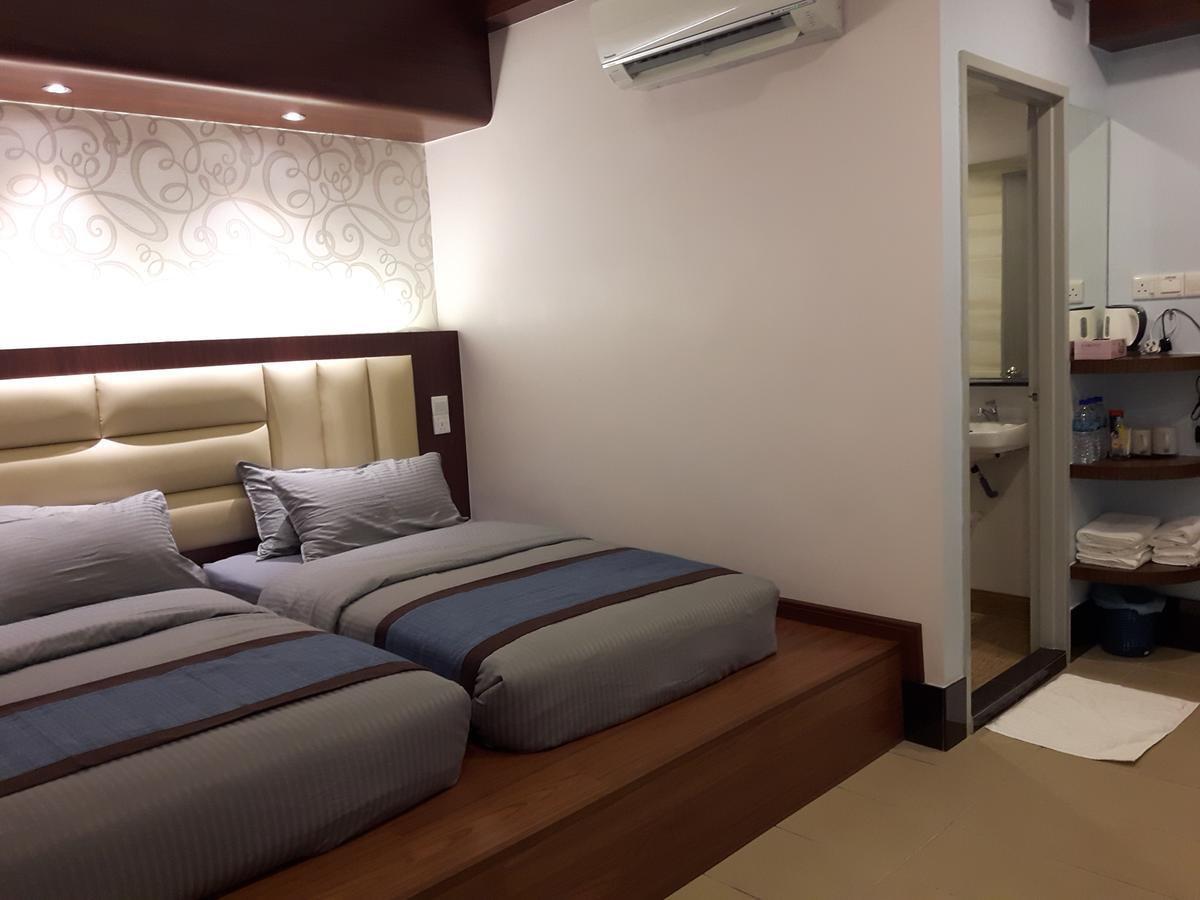 De Benz Inn Melaka Zewnętrze zdjęcie
