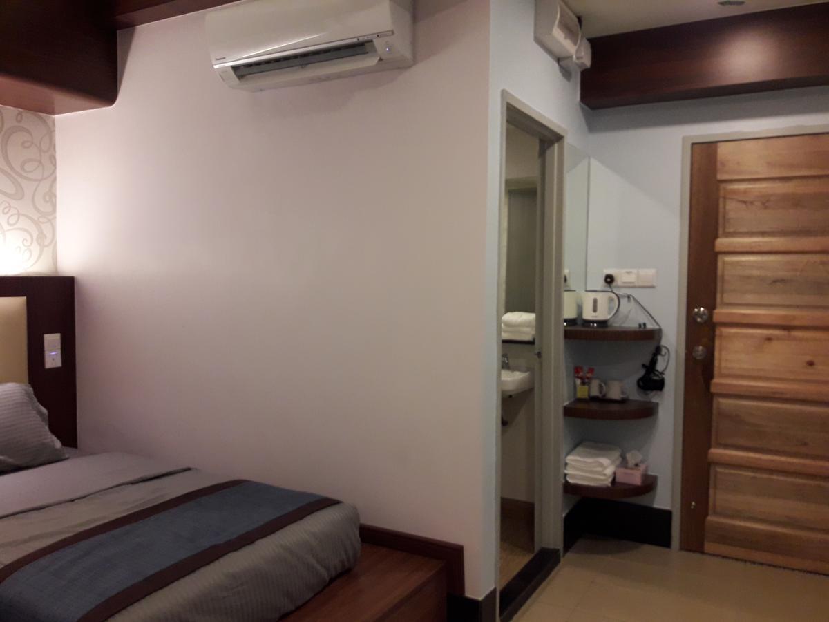 De Benz Inn Melaka Zewnętrze zdjęcie